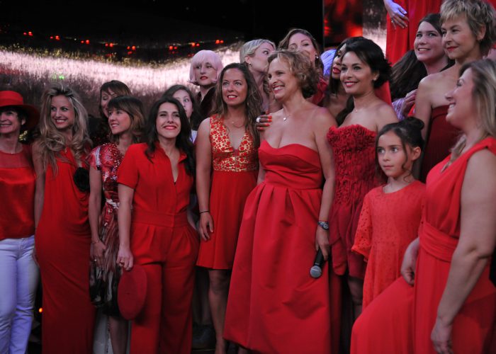 Revivez en images le RED Défilé organisé par « Sauvez le Cœur des Femmes » au VIP ROOM