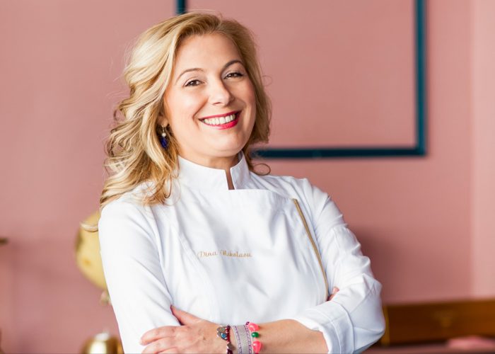 RED DAY – Dina Nikolaou, ambassadrice de la cuisine grecque